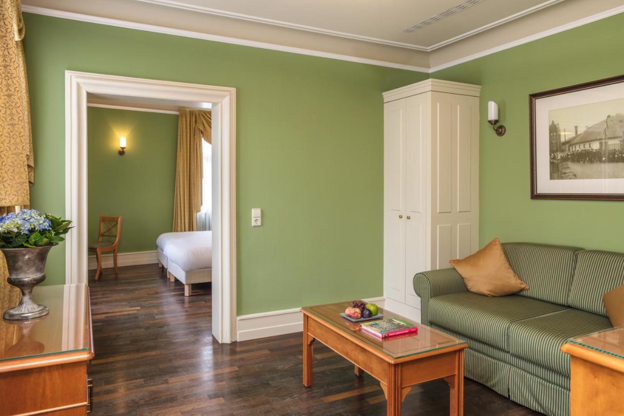 Residenz Weingut Schloss Reinhartshausen Bed and Breakfast Eltville am Rhein Exteriör bild