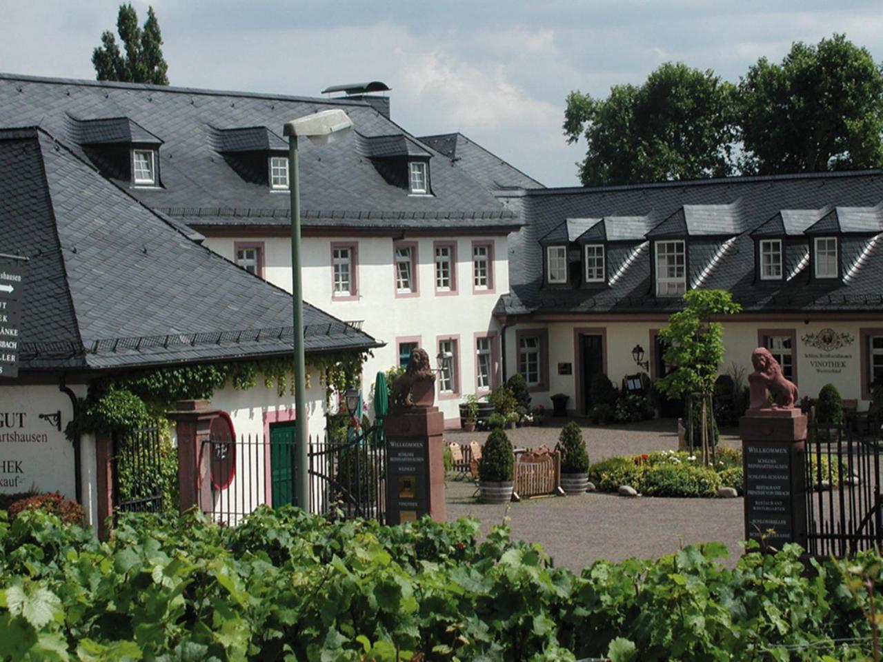Residenz Weingut Schloss Reinhartshausen Bed and Breakfast Eltville am Rhein Exteriör bild